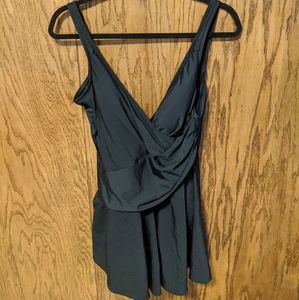 MiracleSuit One Piece Skirted Bathing Suite sz16